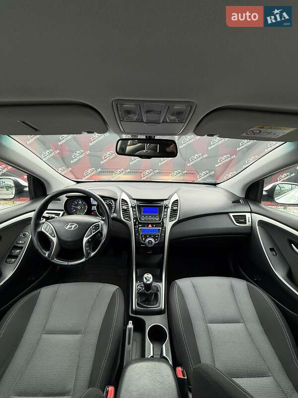 Універсал Hyundai i30 2015 в Сумах