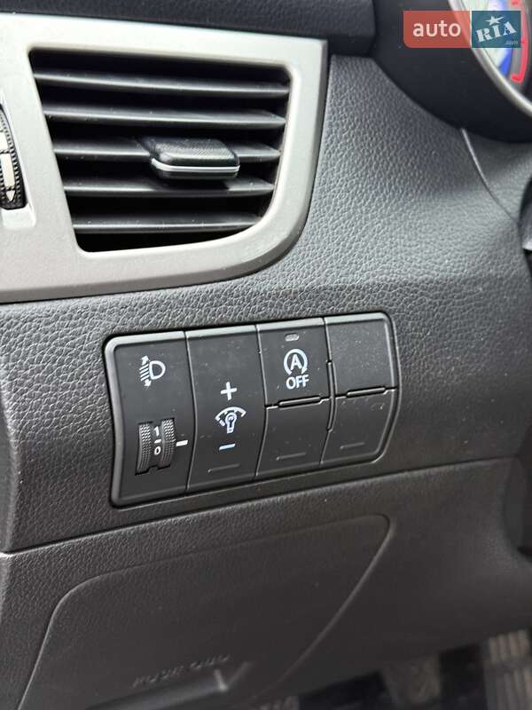 Універсал Hyundai i30 2015 в Сумах