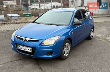 Хэтчбек Hyundai i30 2009 в Черкассах