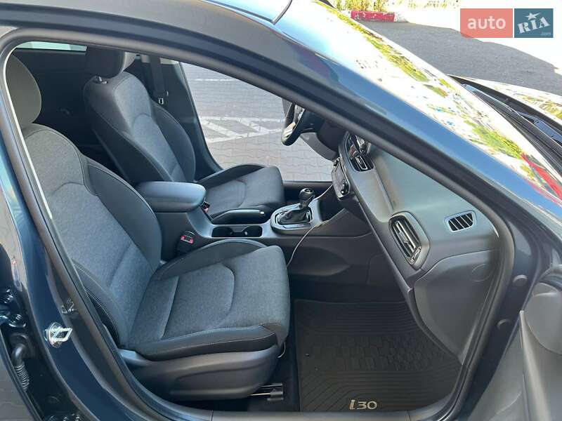 Хетчбек Hyundai i30 2024 в Одесі фото 22 Хетчбек Hyundai i30 2024 в Одесі