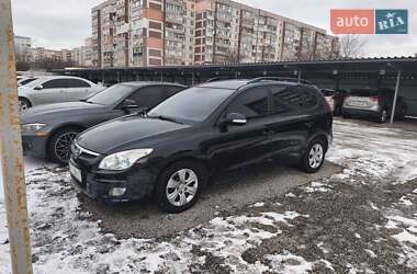 Универсал Hyundai i30 2008 в Каменском