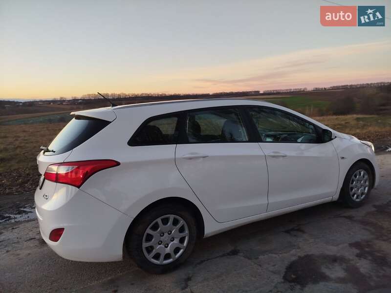 Универсал Hyundai i30 2013 в Виннице