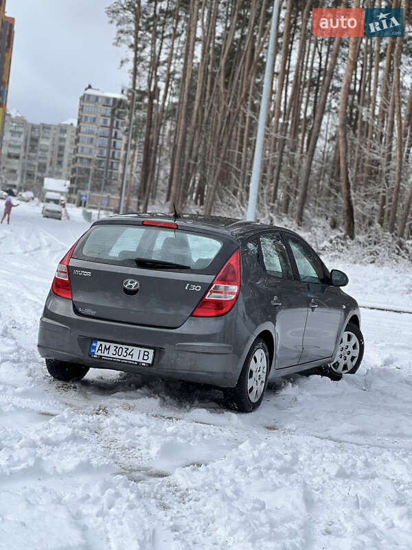Хетчбек Hyundai i30 2008 в Житомирі
