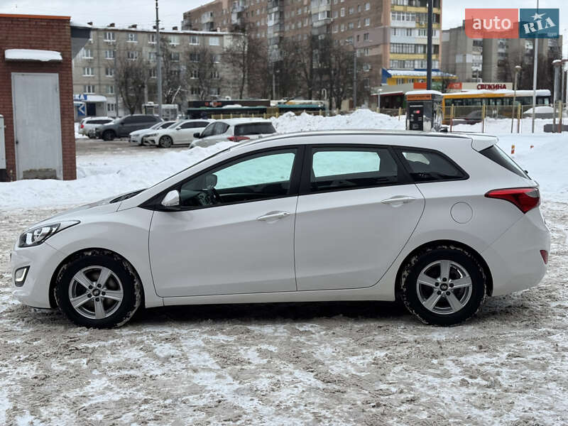 Универсал Hyundai i30 2013 в Харькове фото 10 Универсал Hyundai i30 2013 в Харькове