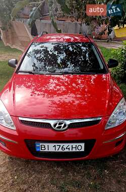 Универсал Hyundai i30 2008 в Полтаве