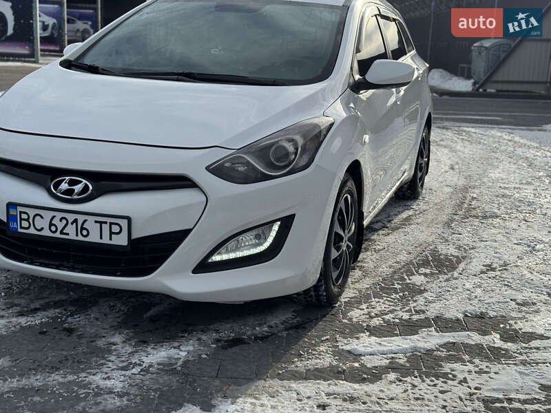Hyundai i30 2013