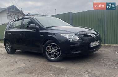 Хетчбек Hyundai i30 2010 в Броварах