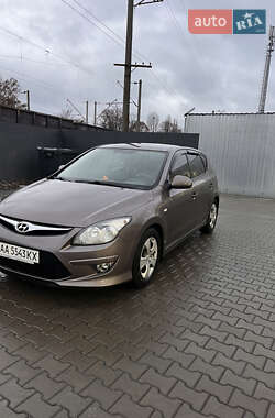 Хетчбек Hyundai i30 2011 в Києві