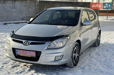 Хэтчбек Hyundai i30 2008 в Виннице