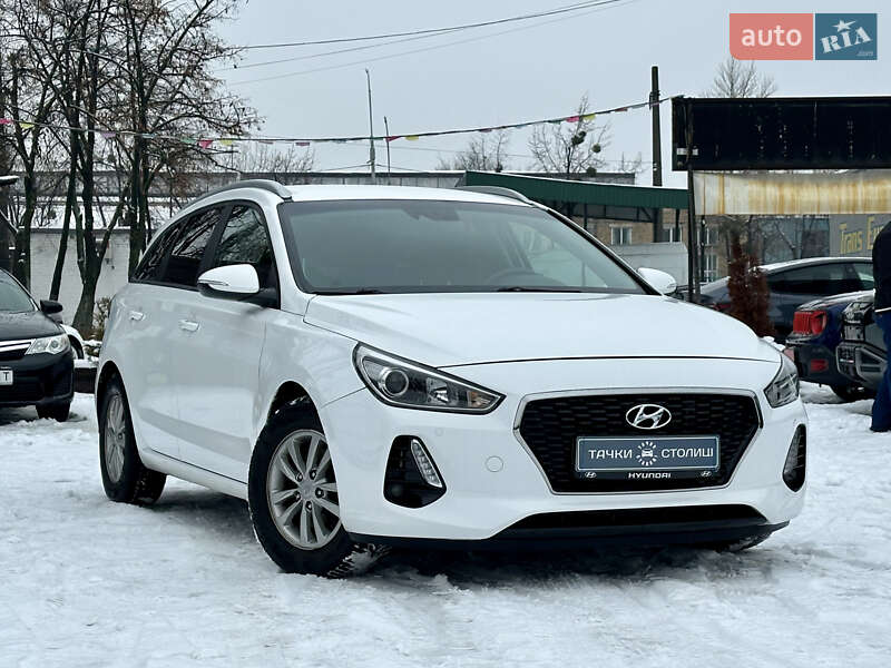 Универсал Hyundai i30 2017 в Киеве фото 13 Универсал Hyundai i30 2017 в Киеве