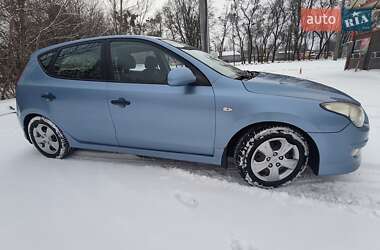 Хэтчбек Hyundai i30 2011 в Ровно