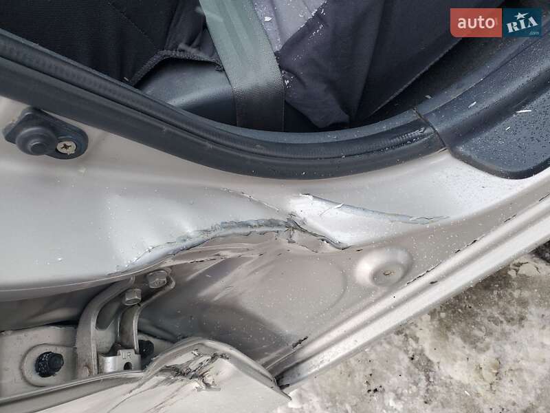 Хэтчбек Hyundai i30 2008 в Гайсине