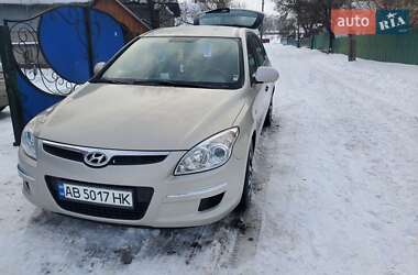 Хэтчбек Hyundai i30 2008 в Гайсине