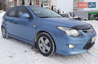 Хетчбек Hyundai i30 2011 в Житомирі