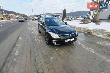 Универсал Hyundai i30 2008 в Тернополе