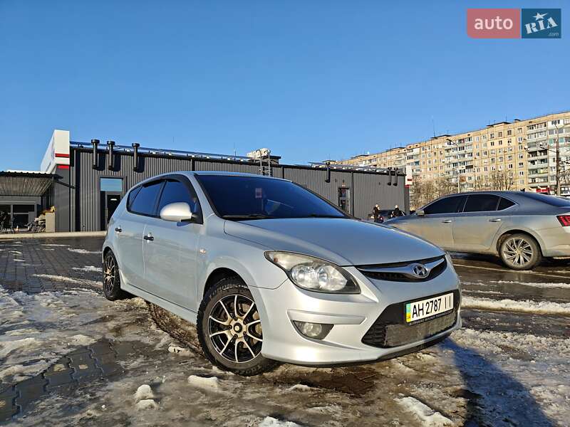 Hyundai i30 2011