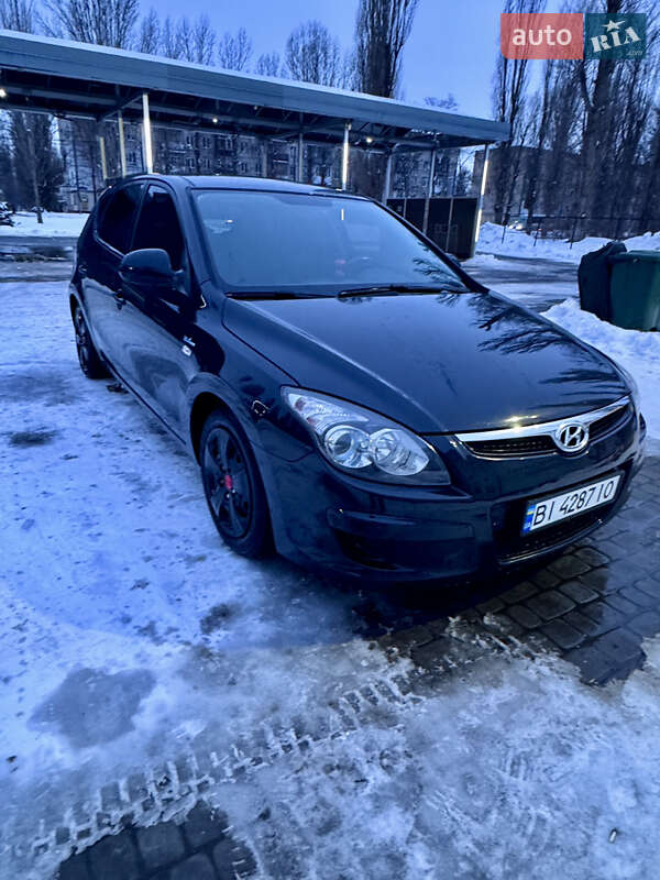 Хэтчбек Hyundai i30 2009 в Кременчуге