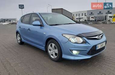 Хетчбек Hyundai i30 2011 в Житомирі