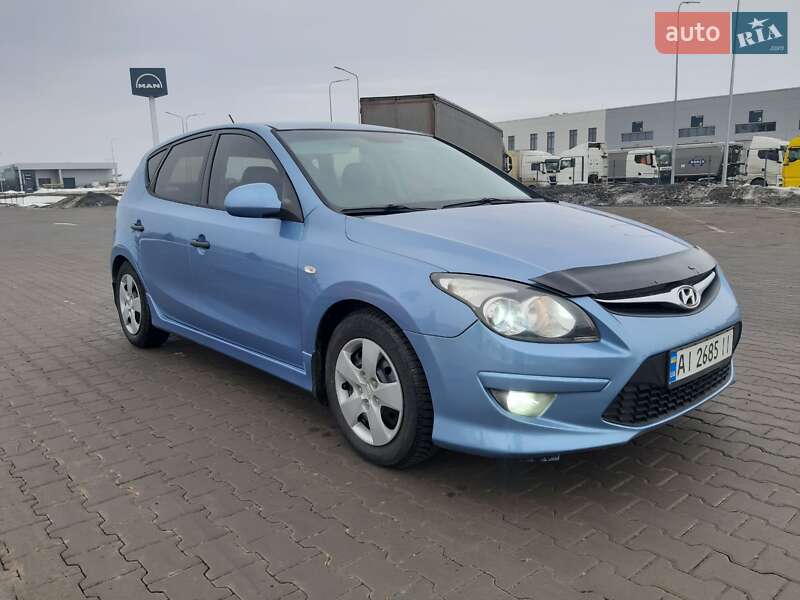 Hyundai i30 2011