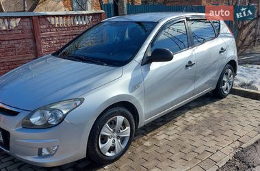 Хэтчбек Hyundai i30 2009 в Харькове