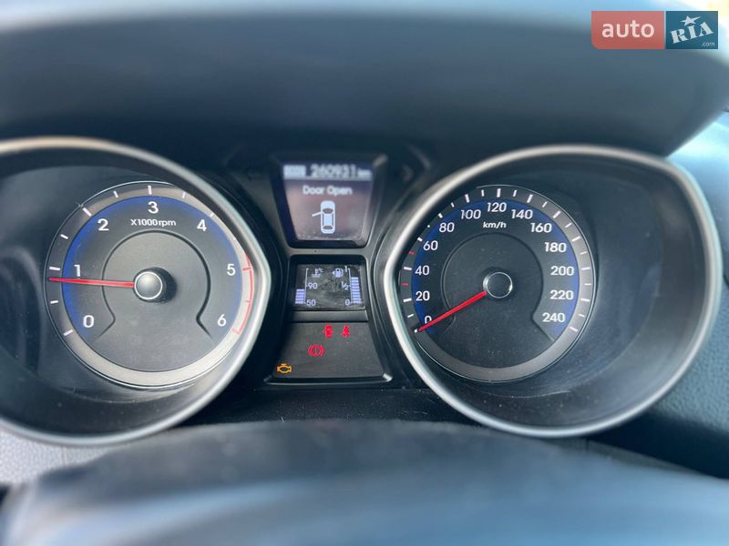 Хэтчбек Hyundai i30 2013 в Львове