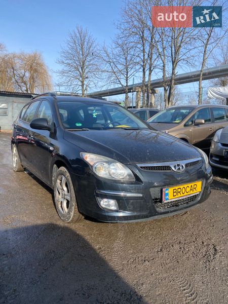 Универсал Hyundai i30 2009 в Луцке
