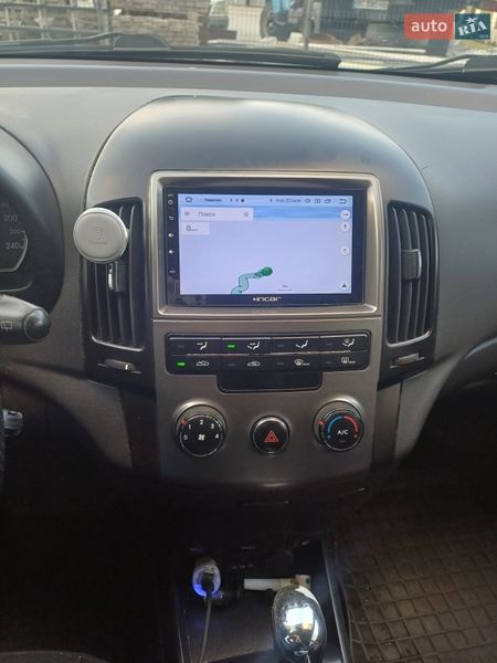 Универсал Hyundai i30 2010 в Бориславе