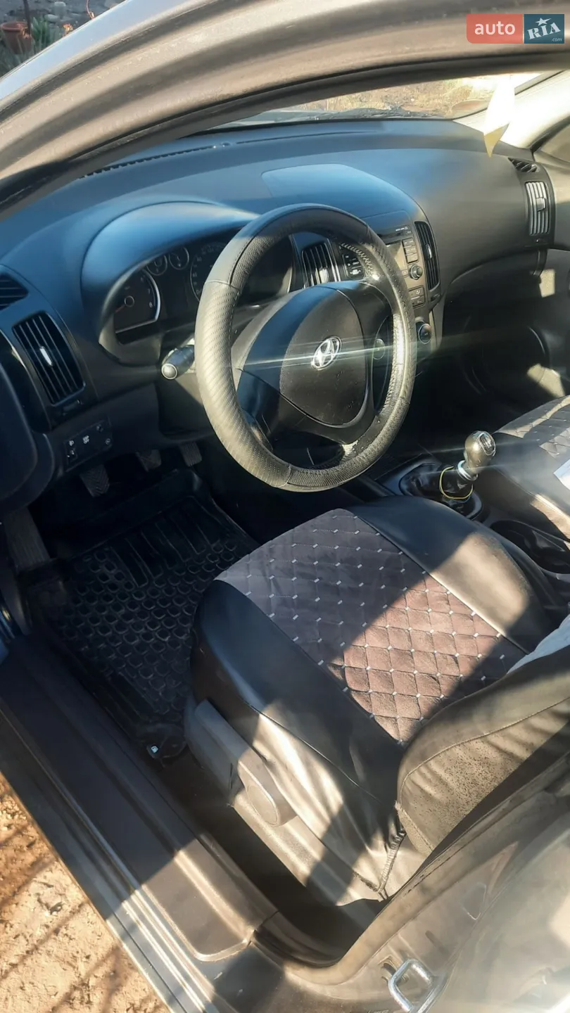 2010 Hyundai i30 - мініатюра 11