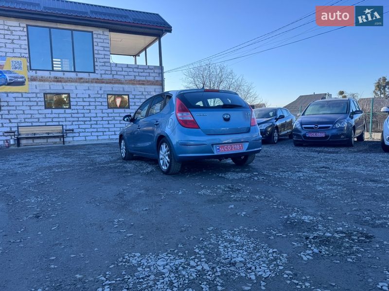 Хэтчбек Hyundai i30 2007 в Звенигородке