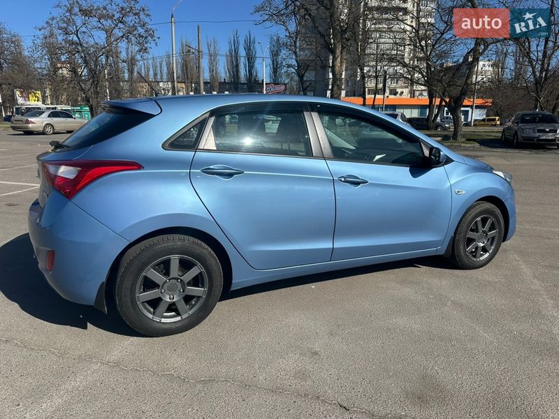 Хэтчбек Hyundai i30 2014 в Одессе