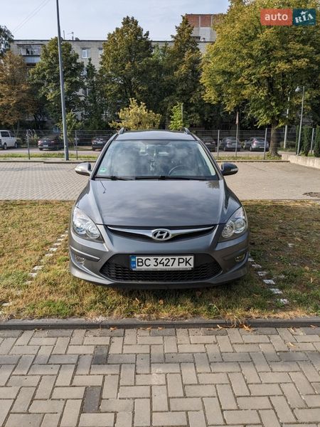 Hyundai i30 2011