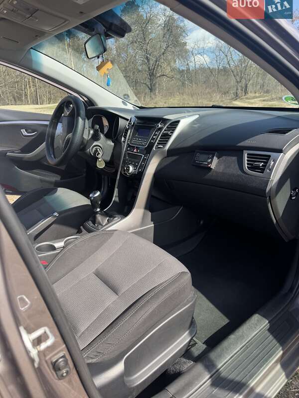 Хетчбек Hyundai i30 2013 в Житомирі