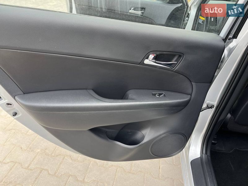 Универсал Hyundai i30 2008 в Тернополе