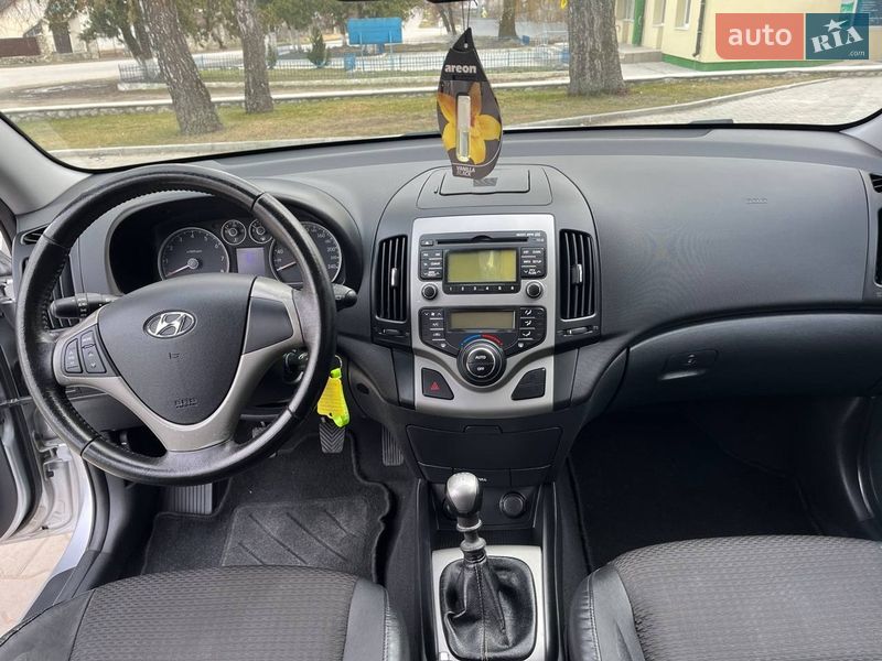Универсал Hyundai i30 2008 в Тернополе
