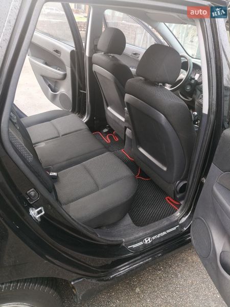 Универсал Hyundai i30 2012 в Днепре