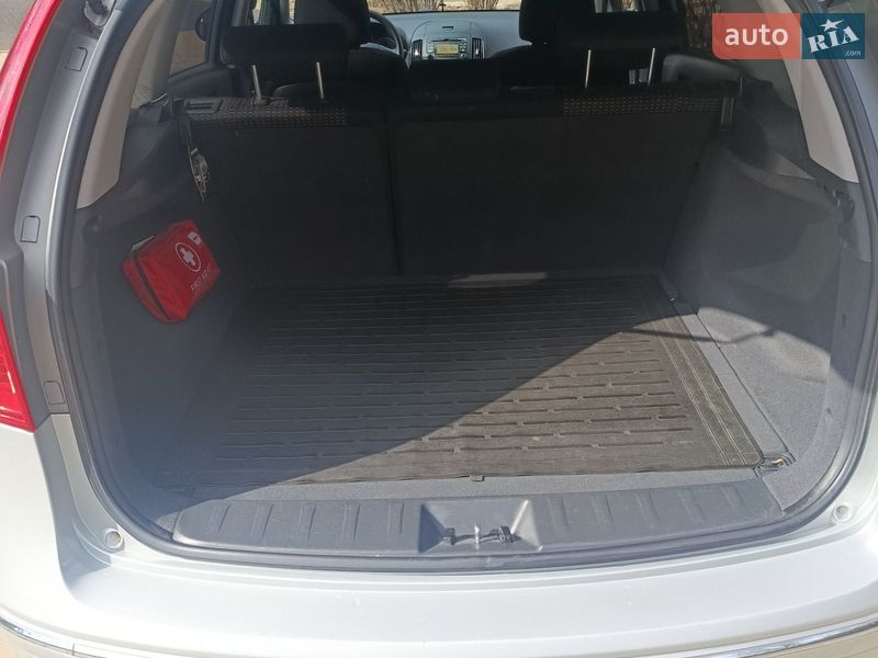 Универсал Hyundai i30 2008 в Кропивницком