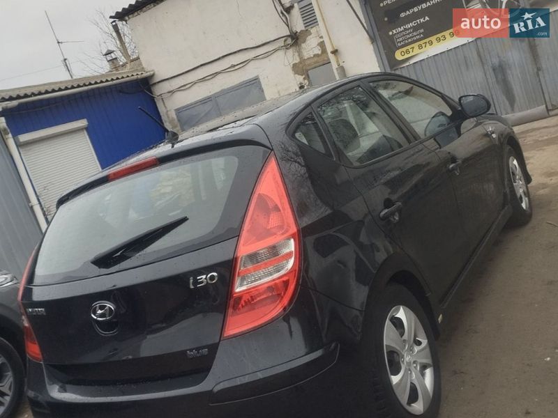 Хэтчбек Hyundai i30 2010 в Виннице