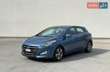 Хэтчбек Hyundai i30 2015 в Луцке