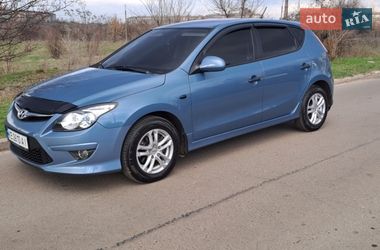 Хетчбек Hyundai i30 2010 в Кривому Розі