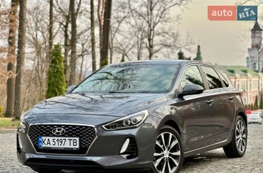 Хэтчбек Hyundai i30 2019 в Киеве