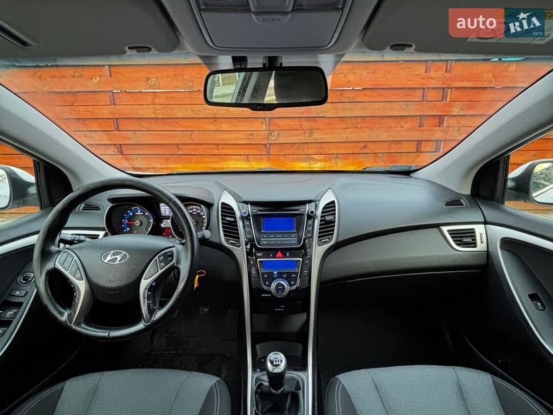 Универсал Hyundai i30 2015 в Белогородке фото 14 Универсал Hyundai i30 2015 в Белогородке