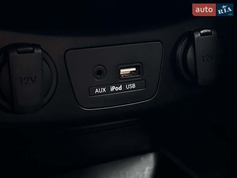 Универсал Hyundai i30 2015 в Белогородке фото 29 Универсал Hyundai i30 2015 в Белогородке