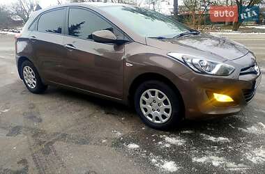 Хэтчбек Hyundai i30 2013 в Кривом Роге