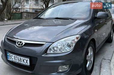 Хэтчбек Hyundai i30 2009 в Львове