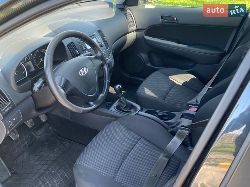 Хэтчбек Hyundai i30 2009 в Александрие
