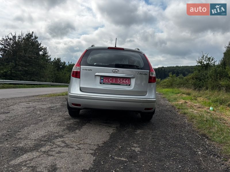 Универсал Hyundai i30 2009 в Дрогобыче