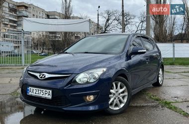 Хетчбек Hyundai i30 2010 в Харкові