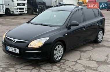 Универсал Hyundai i30 2009 в Чернигове