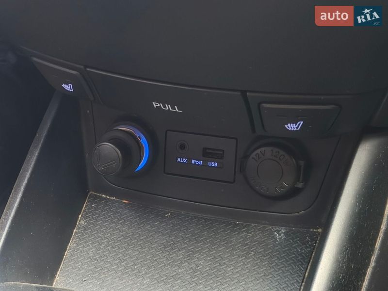 Универсал Hyundai i30 2011 в Желтых Водах