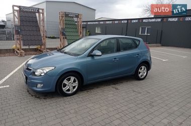 Хетчбек Hyundai i30 2009 в Житомирі